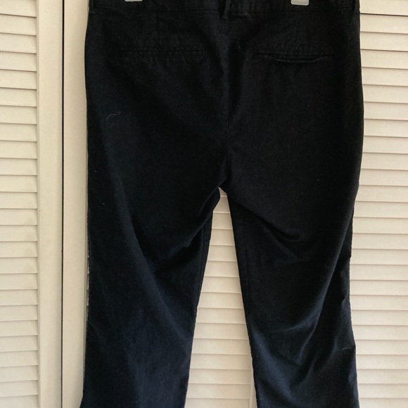 Women's Old Navy  Black Cotton Pixie Midrise Crop Pants Size 10 - Picture 3 of 5
